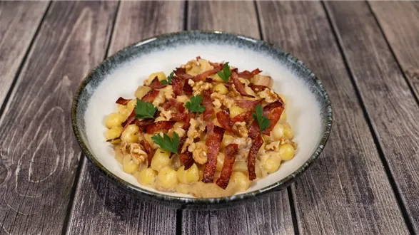 Gnocchi z serem camembert i gruszką